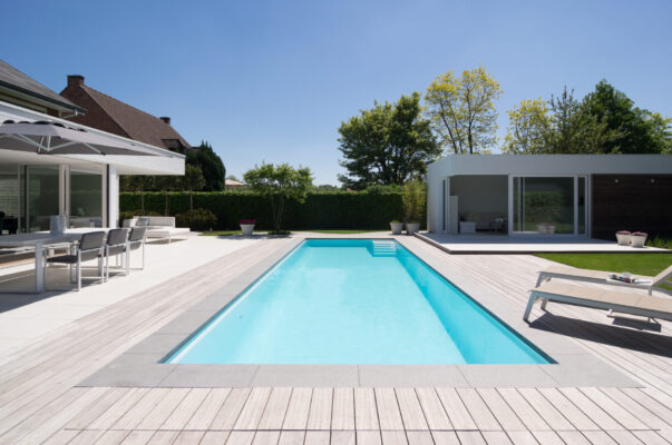 ZK.12 by LPW Pools White