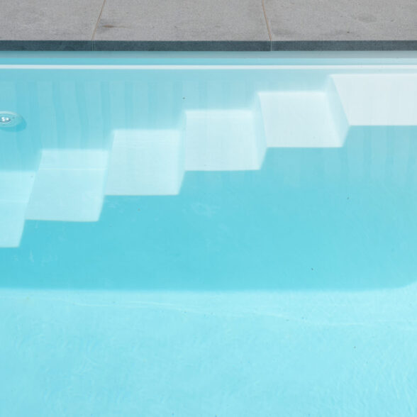 City by LPW Pools
